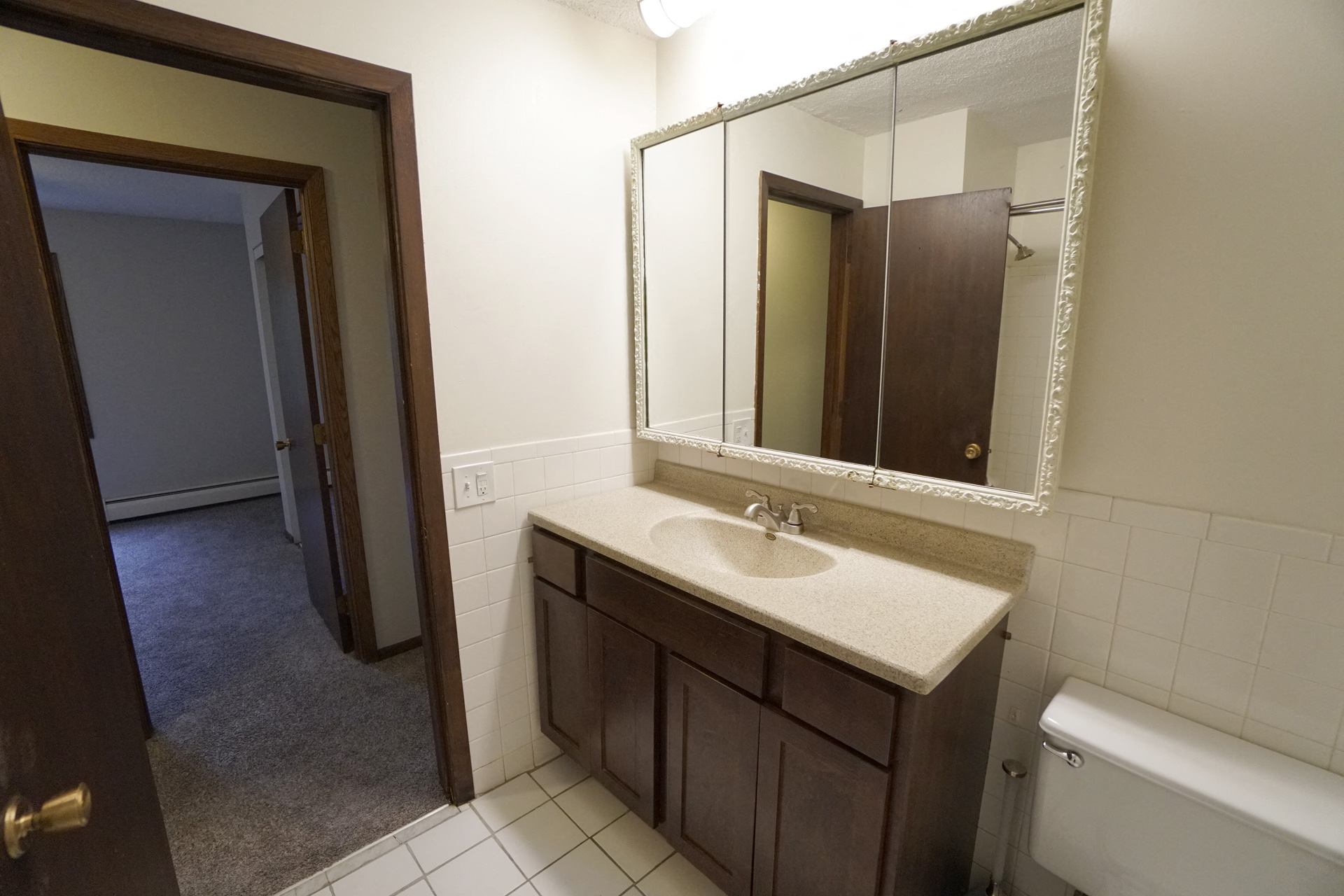 Edina Manor Apartments Image 24